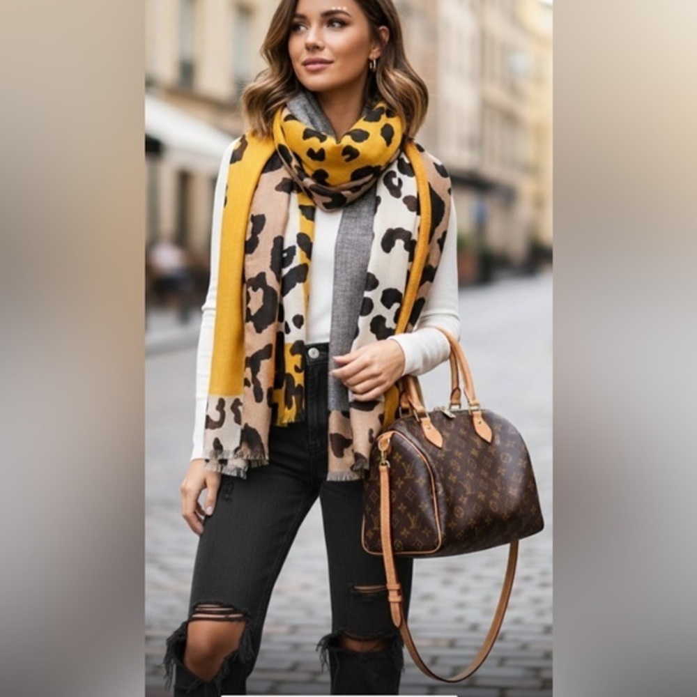 ✨NEW Leopard Print Scarf - Yellow and Black